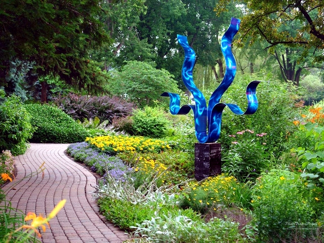 escultura em jardim grande