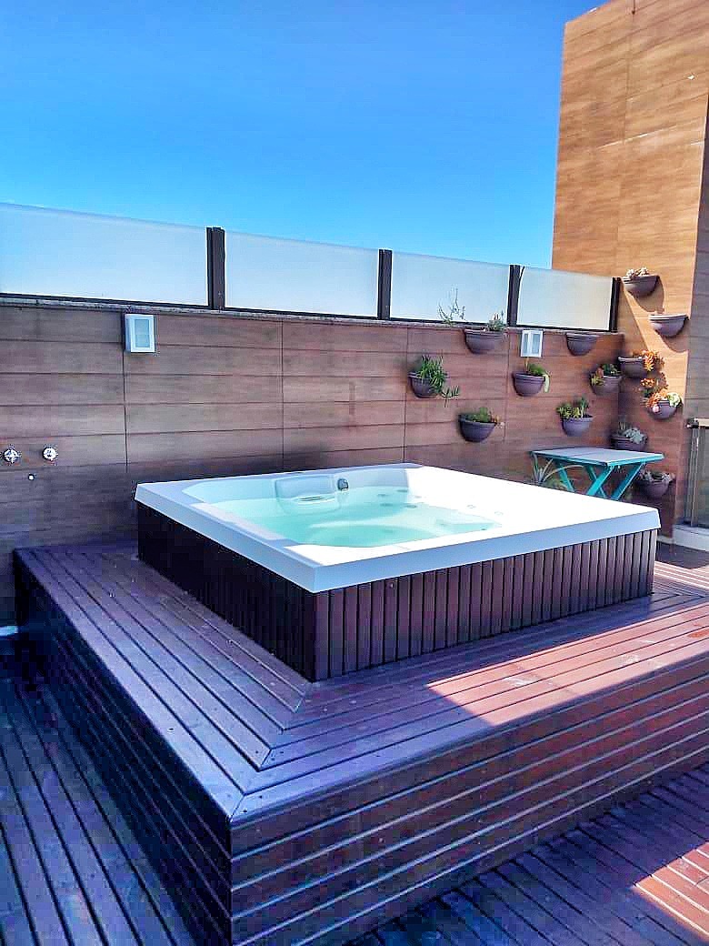 jacuzzi externa em cobertura