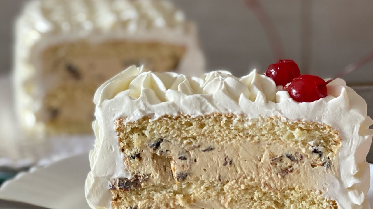 Receita de Bolo de Ameixa com Beijinho. simples, perfeito e rapidinho de fazer