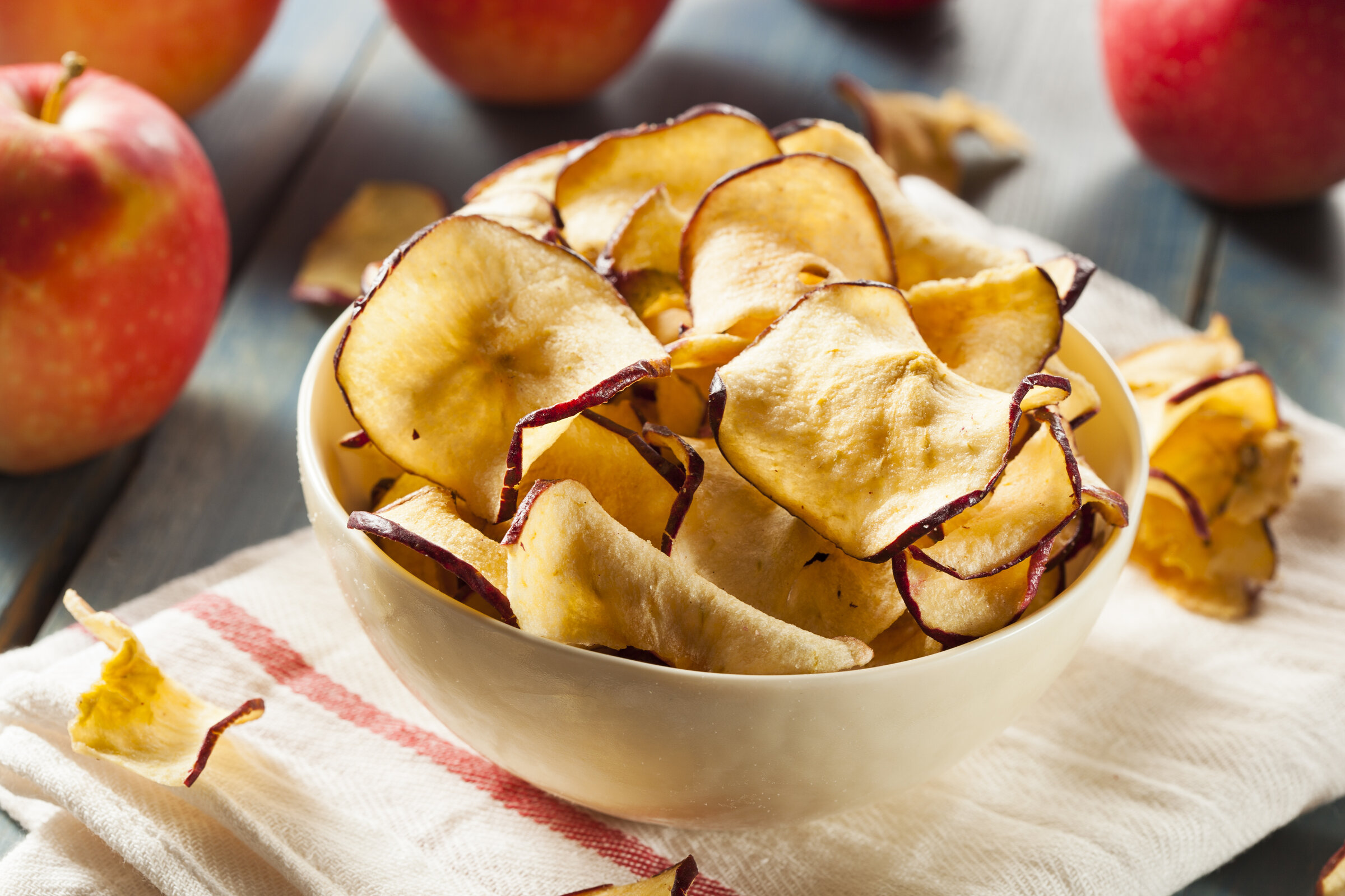 Receita de Chips de Maçã, uma forma caseira, fácil e super saudável