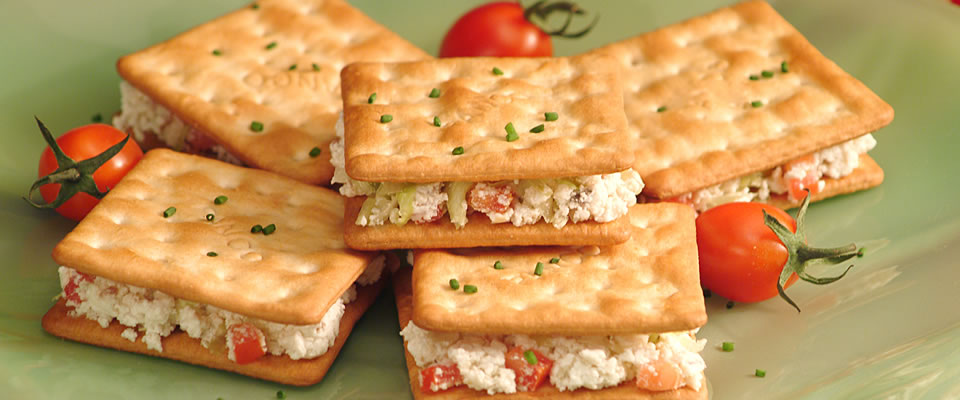 Receita de Biscoito Cream Cracker, a versão caseira para quem não quer mais gastar no mercado