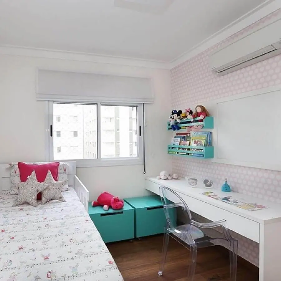 quarto pequeno feminino