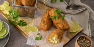 Receita de Bolinho de Mandioca Recheado