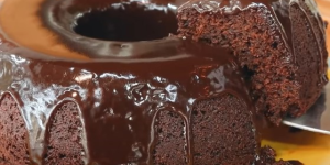 Receita de Bolo de Chocolate com Café para um café da tarde inesperado