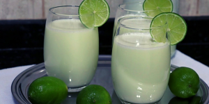 Receita de Limonada Suíça. Uma bebida refrescante para esses dias quentes de verão!