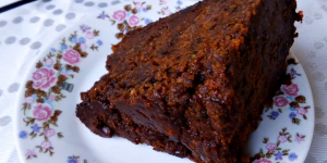 Receita de Bolo de Vinho com Chocolate, um bolinho fofinho de sabor que surpreende