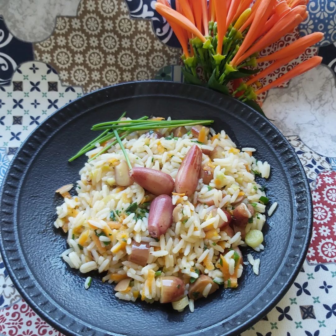 arroz com pinhão