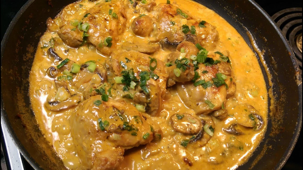 Receita de Frango com Creme de Leite e Champignon, um prato completo, cremoso e rápido para seu almoço