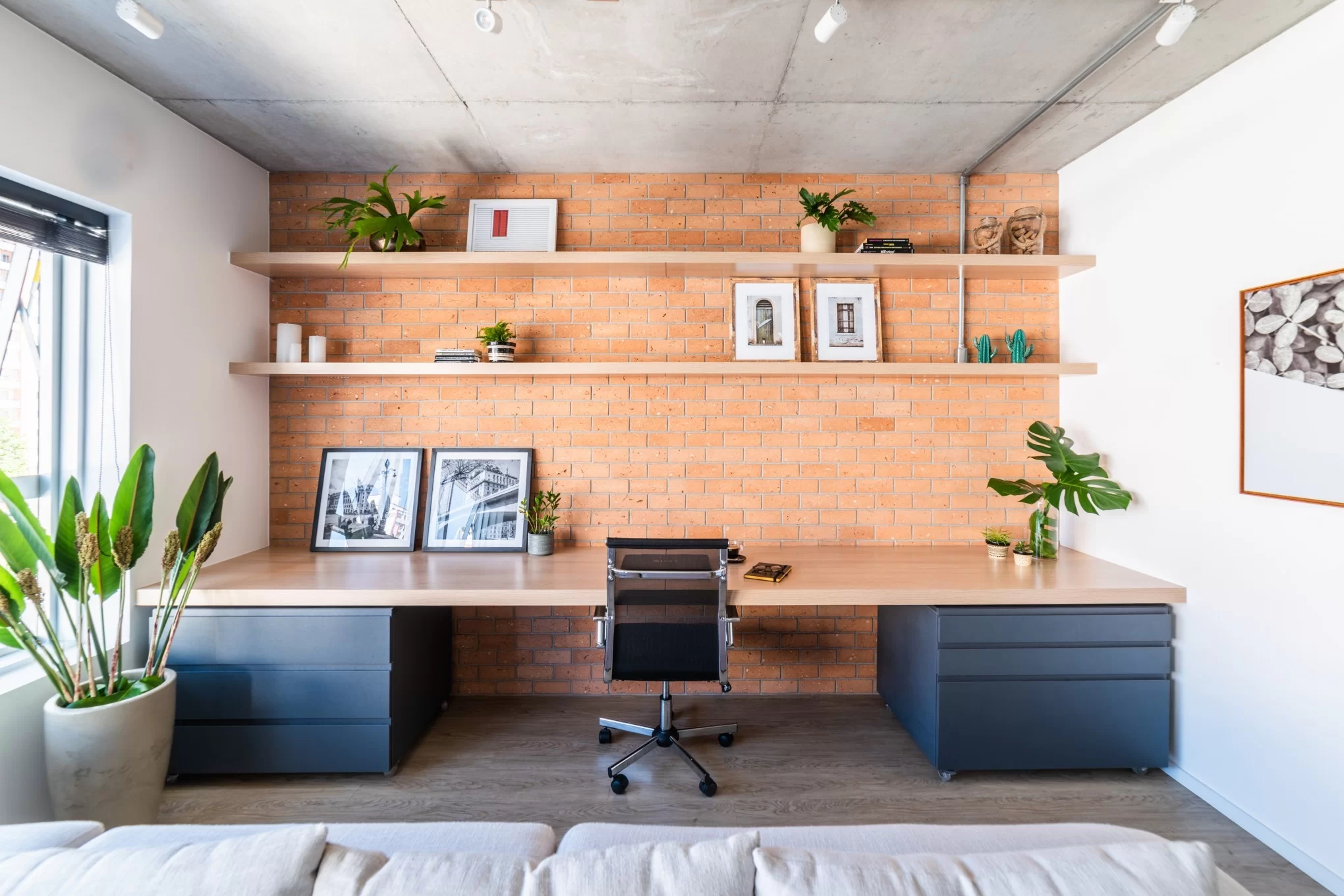 revestimento brick em home office