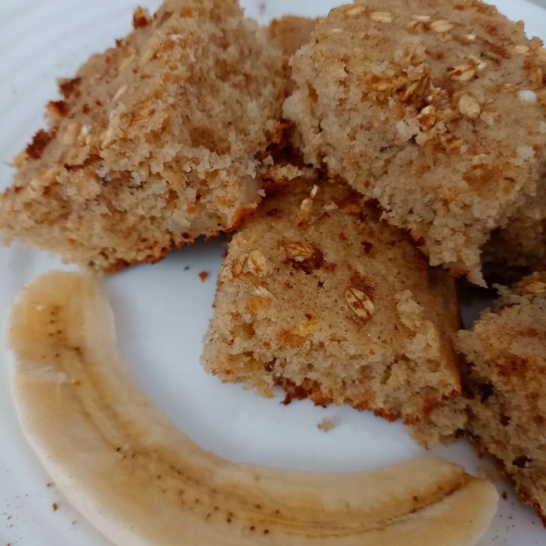 Bolo de Banana com Granola e Canela