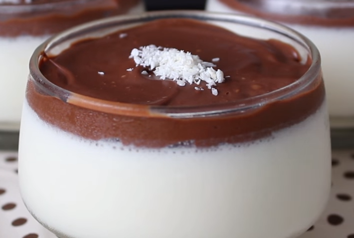 Mousse de Coco com Chocolate