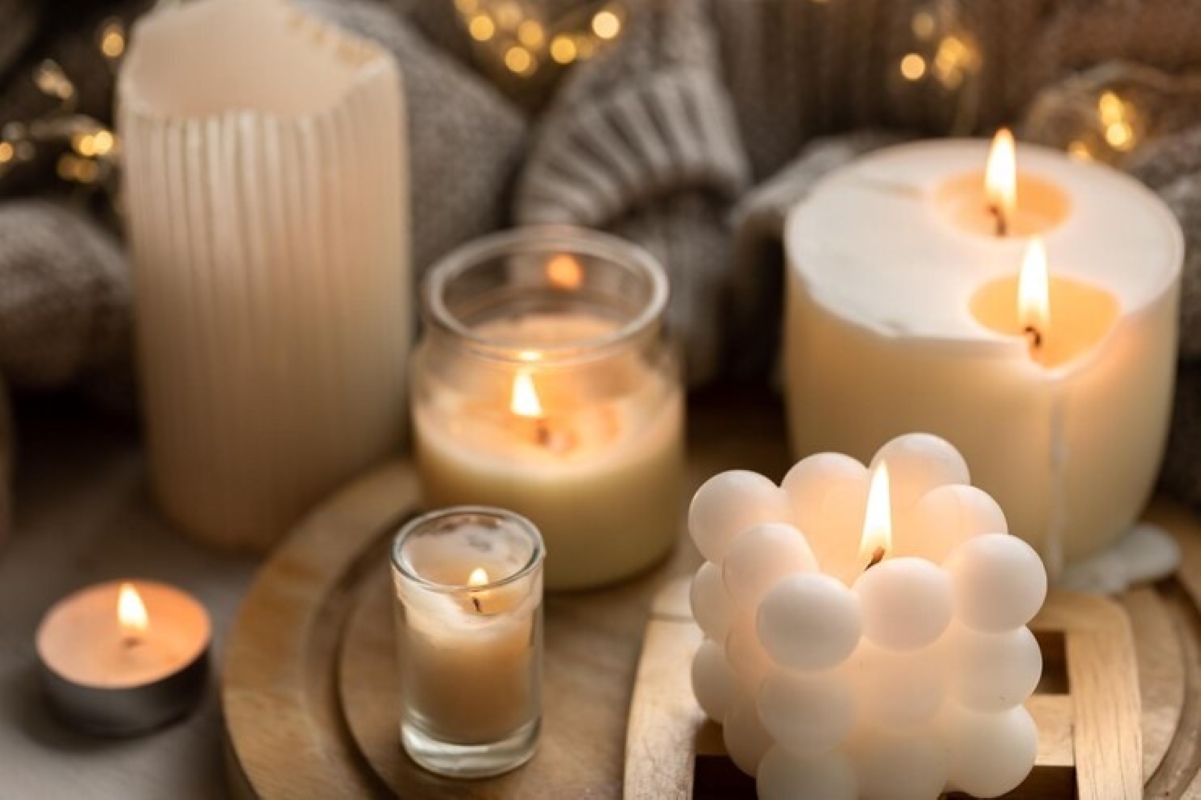 Velas de formatos diferentes (Foto: Freepik)