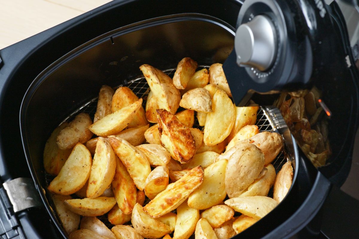 batata rústica na air fryer