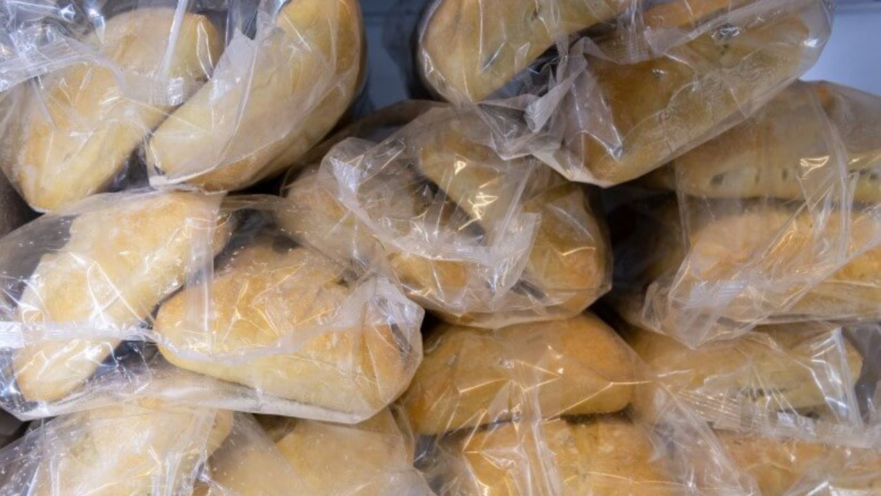 congelar e descongelar pão francês